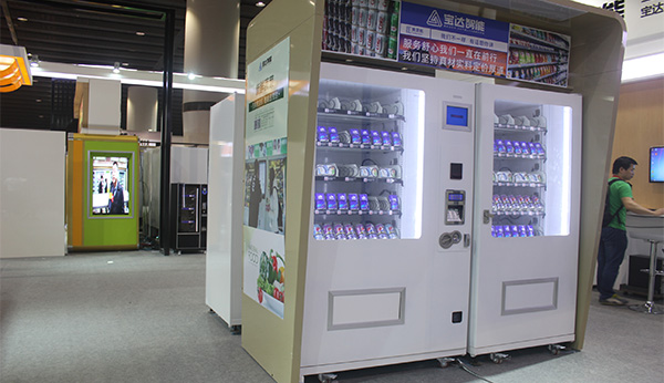 當(dāng)下現(xiàn)代數(shù)據(jù)化運(yùn)營加快飲料自動售貨機(jī)的投放進(jìn)度！